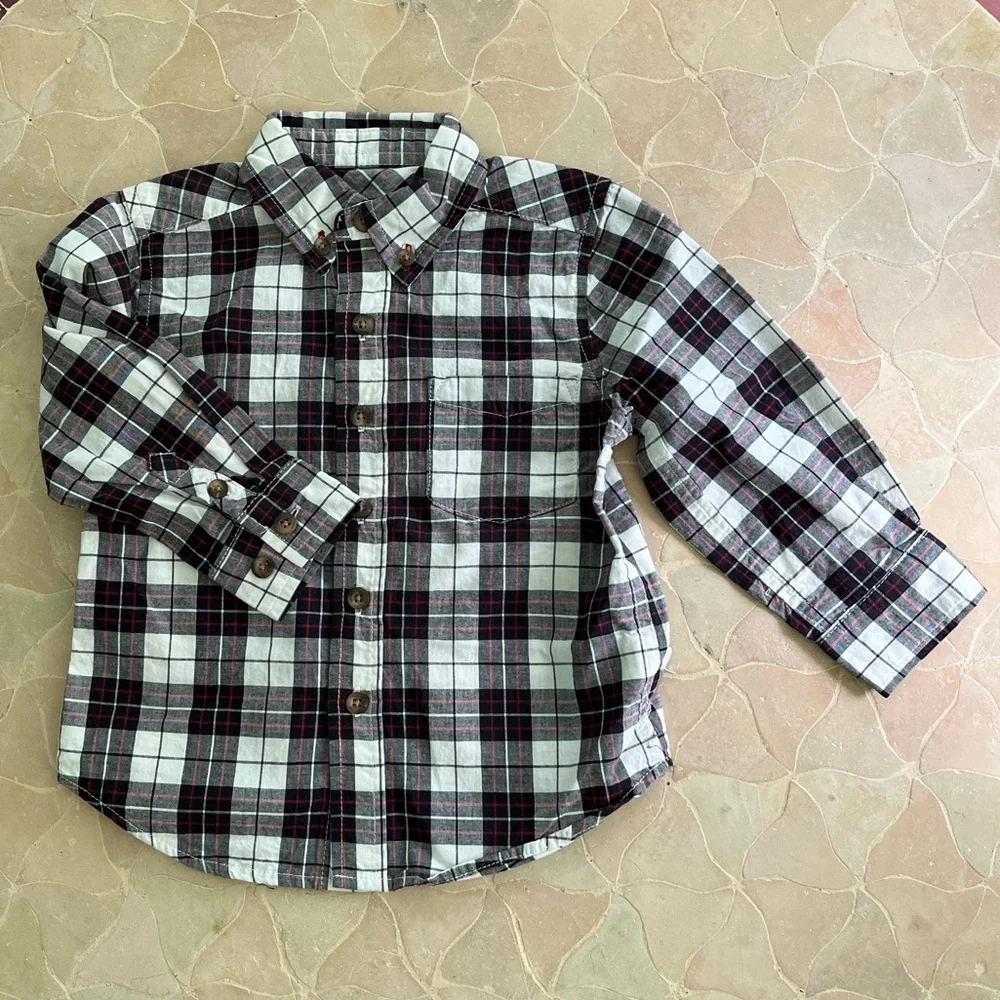 The Children’s Place Plaid Christmas Button Down Shirt 24M